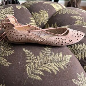 Nine West Zavanna pink suede Lace-Up Women's Flats